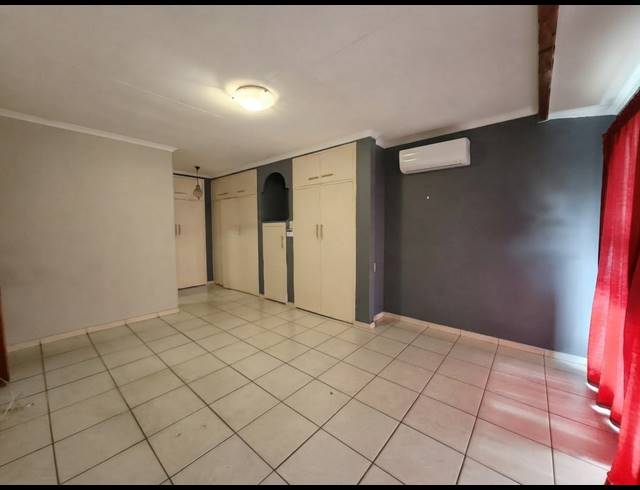 6 BEDROOM HOUSE FOR SALE IN VANDERBIJLPARK SE 2